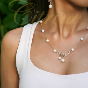 handmade gold and pearl necklace and earring jewelry set